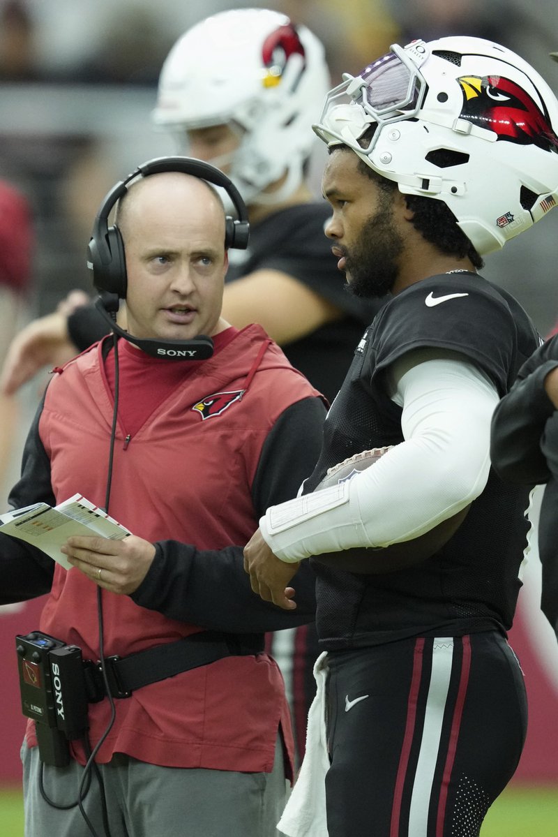 The #Lions are hiring former #AZCardinals OC Drew Petzing as their new offensive coordinator, per me and <a href="/TomPelissero/">Tom Pelissero</a>. 

An extensive search leads Dan Campbell to an experienced play-caller for his offense.