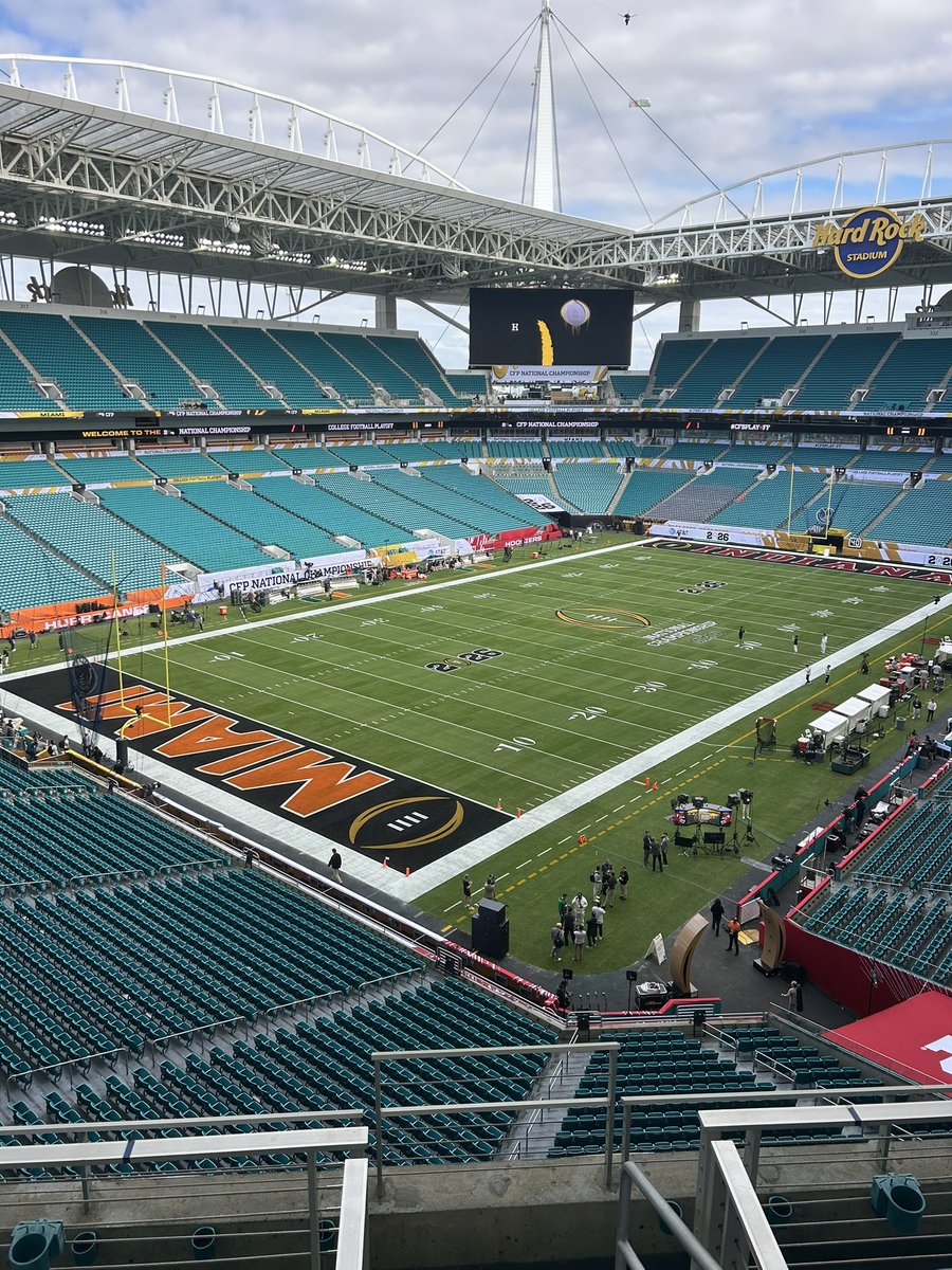 Sebastian Font tweet media