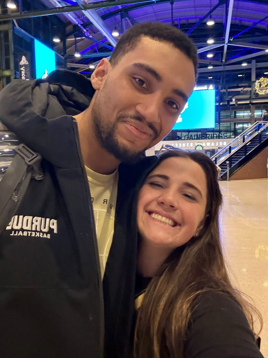 E△⃒⃘ tweet media