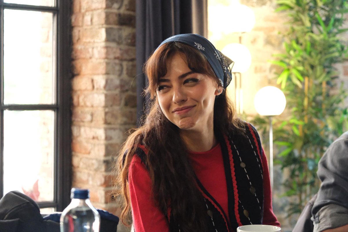 dünya güzelimdir o benim🤍