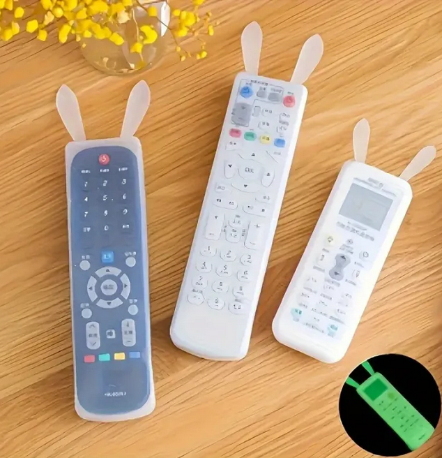 sulmanqamar's tweet photo. 1 Pcs Dustproof Silicone Remote Control Covers TV &amp; AC Remote Control Case Dust Protect Storage Bag

BUY NOW >>>>>
https://t.co/IUlb3wUSXV

#remotecover #remotecontrolcover #siliconeremotecover #DustProofCover #remoteprotector #tvremotecontrol #acremote #homeaccessories https://t.co/JA9kmky5NG