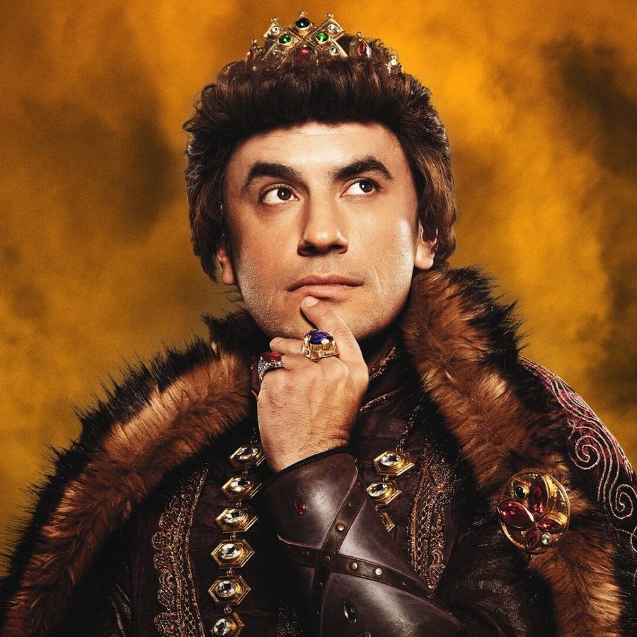 Giray Altınok: "Bütün dünyada fakir eğlencesi olan sinema bizde çok pahalı bir şeye dönüştü."