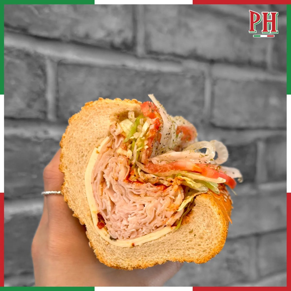 PrimoHoagies's tweet photo. That Primo crunch tho..... https://t.co/51QNmctUCl