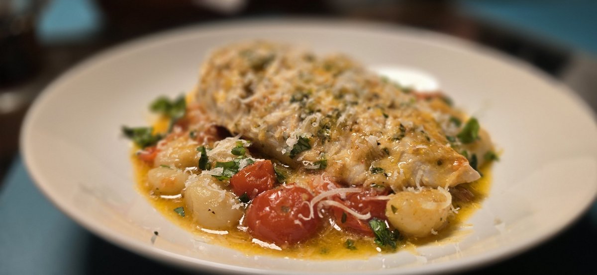Smoked garlic &amp; Rosemary Chicken with confit cherry tomatoes &amp; gnocchi <a href="/mattdechaine/">Matt Dechaine ❄️🦩</a> <a href="/ChristallaJ/">Christalla Jamil  FCCT</a> <a href="/KyrstieStubbs/">TheTattooedHeadteacher Deputy CEO 🏳️‍🌈✊🏾she/her</a> <a href="/LeeBraganza/">Lee Braganza</a> <a href="/9teaNinePercent/">Nazia</a> <a href="/supernazma/">SuperNazSocialist🟠🌤 #Antiracist she/her</a> <a href="/crazyitalian7/">Tony</a> <a href="/joanne_jobutts/">Joanne Butterworth MCCT 💙</a> <a href="/anneg45738105/">anne g</a> <a href="/ms_williams100/">Lucy Williams FRSA MCCT</a> <a href="/SatwantBee/">♏️ Satwant 🪯 Bee 🐝</a> <a href="/anniedor49/">🌺🌼🌸Angela D xx 👑 👑 🇬🇧🇬🇧🇬🇧🇬🇧</a> <a href="/justoneoftheta1/">@abestishhead</a>