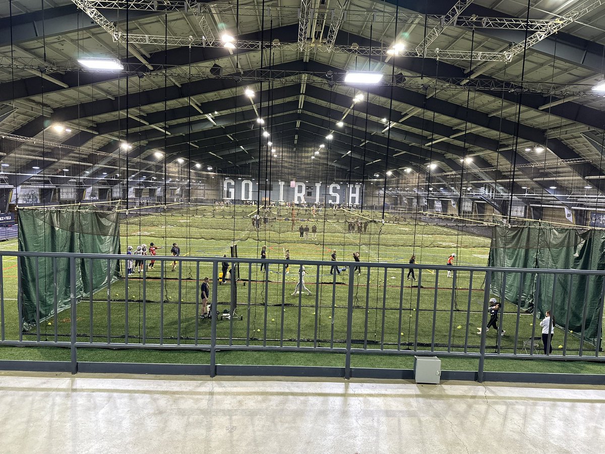 LillyFranche's tweet photo. Had the best experience at Notre Dame Softball Camp. Such an incredible atmosphere with amazing coaches and players. So grateful for the opportunity to learn, compete, and grow alongside such talented athletes! ☘️🥎
@NDsoftball 
@PolarCrush 
@CoachWhitSB 
#GoIrish https://t.co/FbZcgArieC