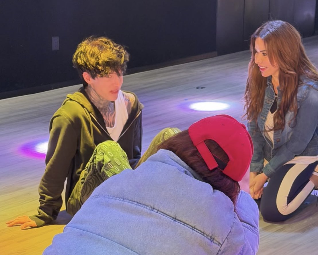 Crylien Club 👽 tweet media