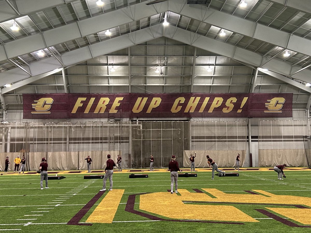 CoachAHilt's tweet image. Back to Work! #FireUpChips