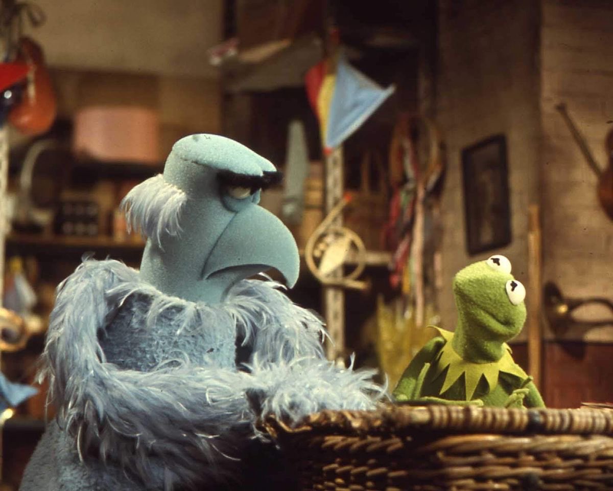 ArtismTime's tweet photo. Serving absolute face. #SamtheEagle #Themuppets
I'm gonna draw myself hanging out with him later. https://t.co/vHJEPPwYHS