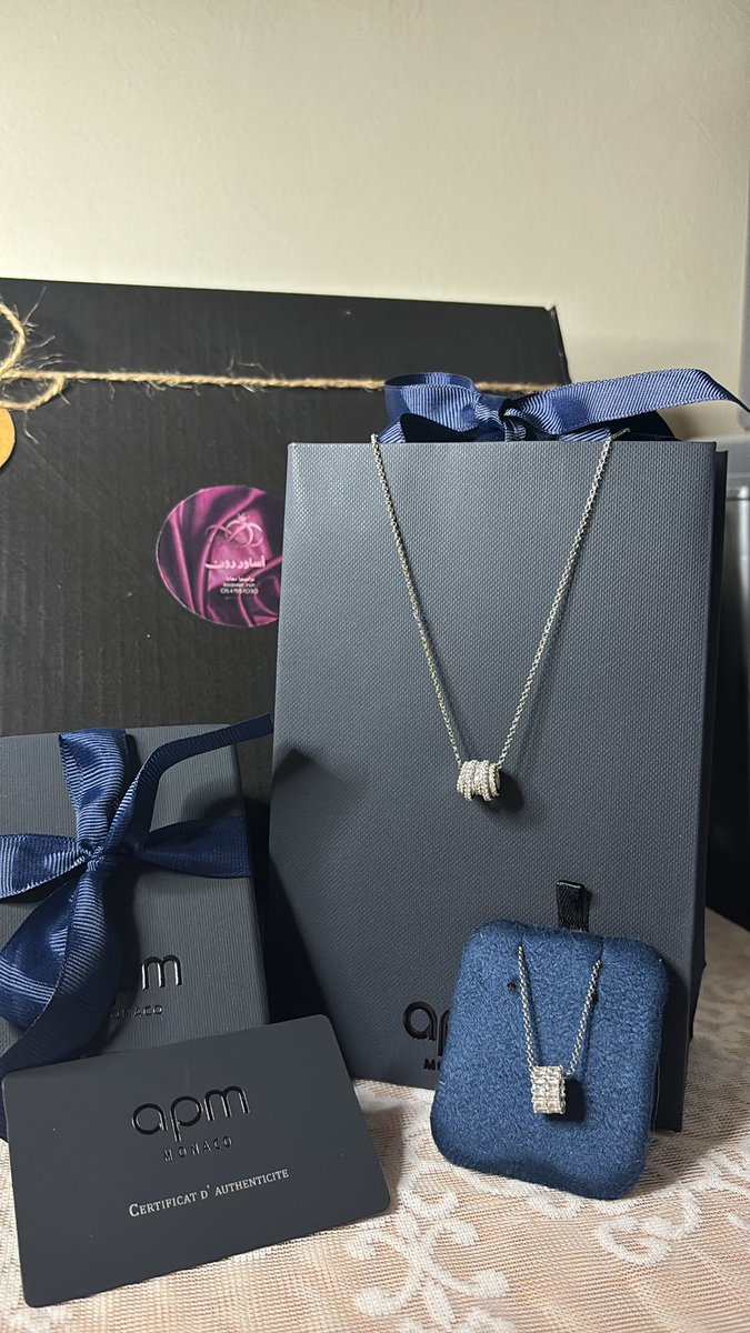 gifts_ron's tweet photo. سلاسل apm✨💜 https://t.co/KbEerjhEIV