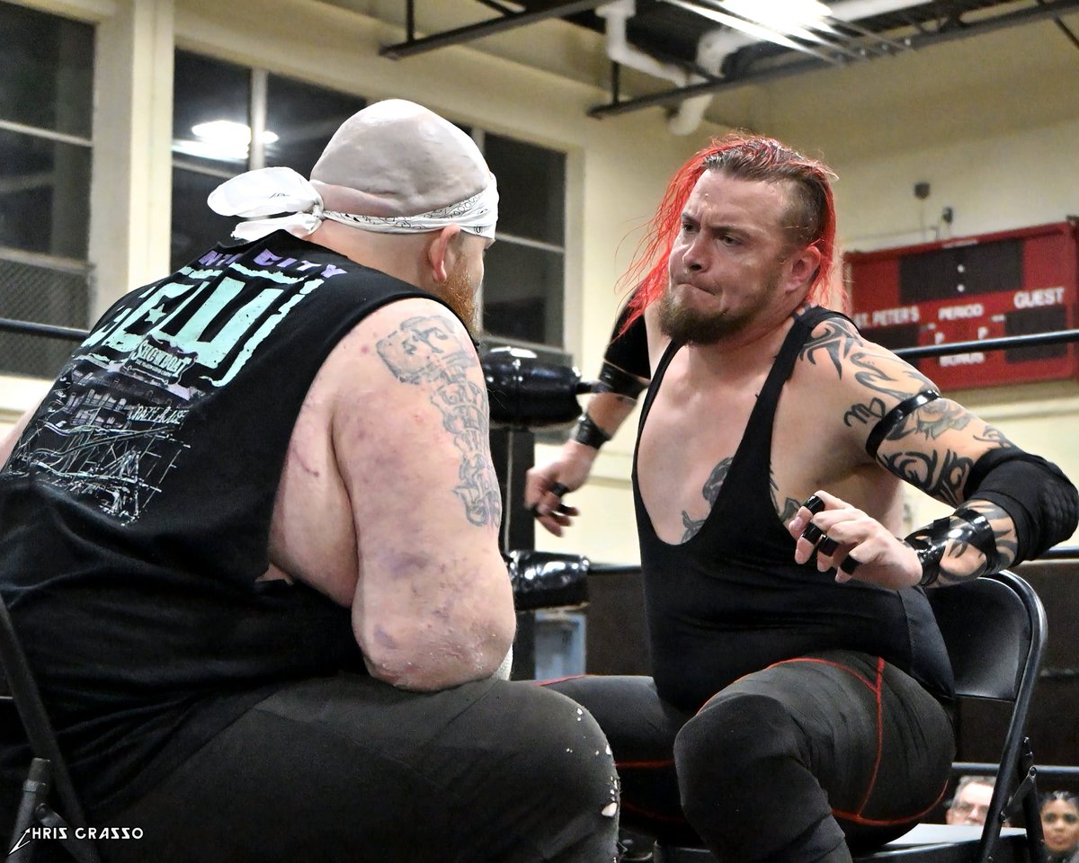 Ringsideguy's tweet photo. From SHP Colby Corino Benefit Show - Destination: Philadelphia @S_H_P_Wrestling #Match5 Singles Match @Matt_Tremont vs. @tungstenredd
2/3 https://t.co/W3FIK8ewHN