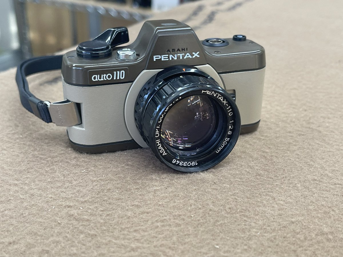 gbox2016's tweet photo. ( 二俣川店 )
Pentax Auto 110
50mm f2.8 https://t.co/KqaKOV3HG6