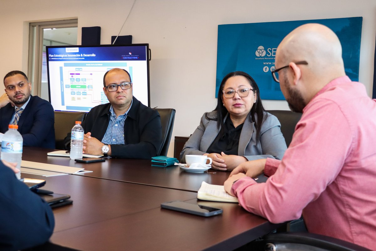 Dirección General de Carrera Adtva. tweet media