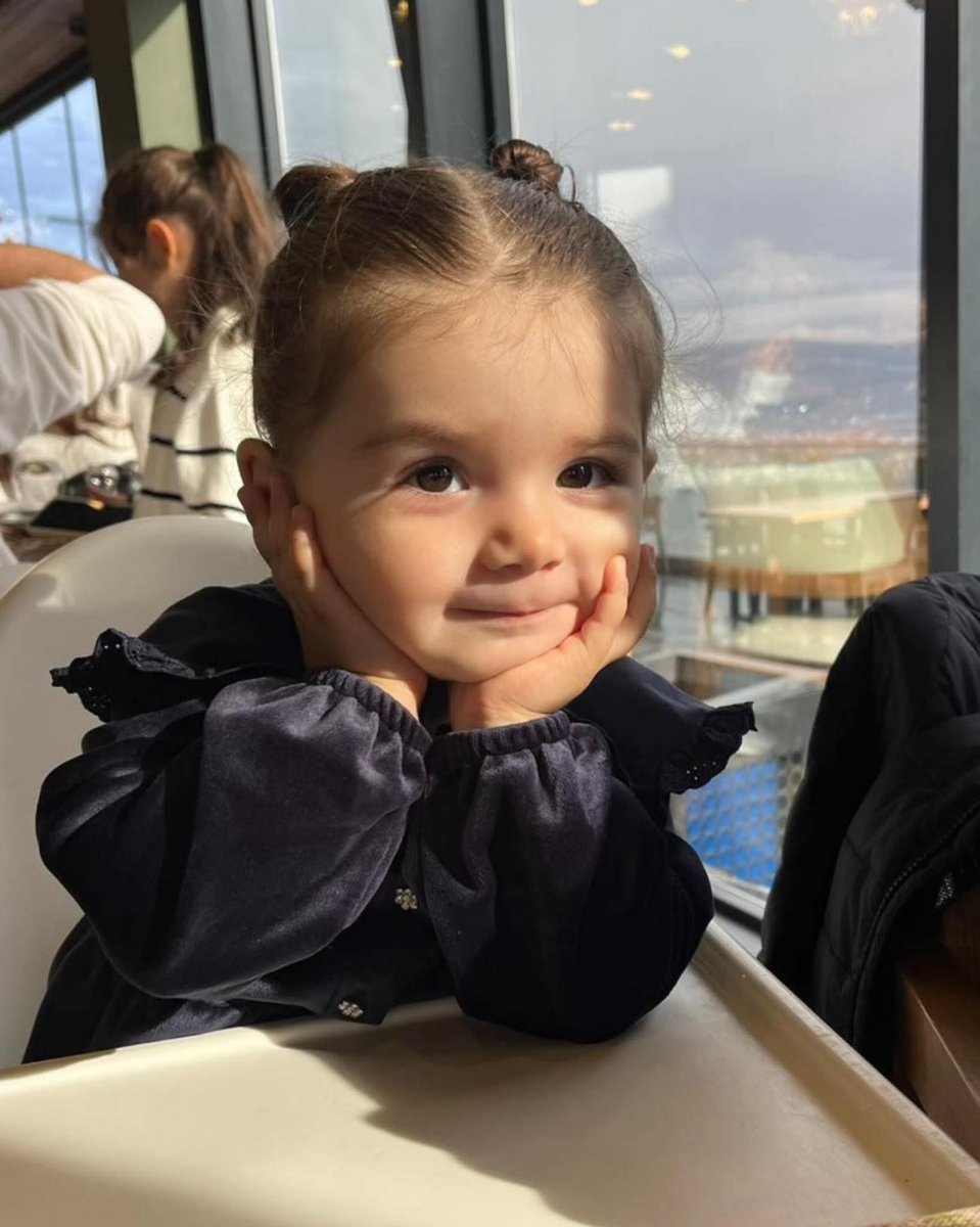 i8903i's tweet image. 