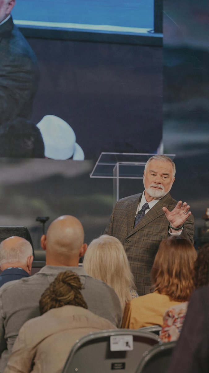 Kenneth Copeland tweet media