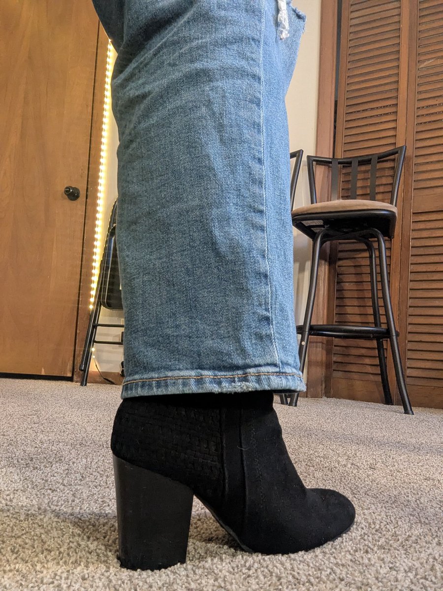 sophi.bloomsvt tweet media