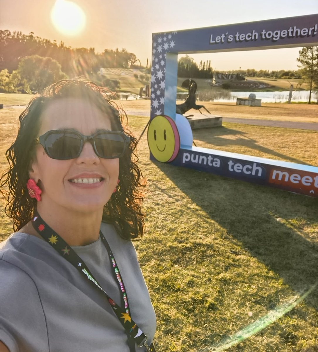 AbstractaLatam's tweet photo. ¡Fuimos parte del #PuntaTechMeetup 2026! ☀️
La semana pasada participamos de uno de los encuentros tech más importantes del verano en Uruguay.
¡Gracias a la organización y a todas las personas que se acercaron a conversar y compartir!
¡Nos vemos en el próximo encuentro! 🚀 https://t.co/Xj8mIn9vjv