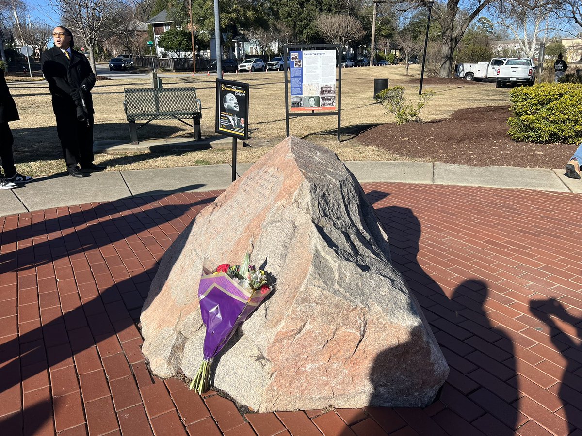 MegGonyo's tweet photo. Dozens are gathering now for a wreath laying ceremony at the Stone of hope in Columbia to honor Martin Luther King Jr.’s legacy 

This is the City’s 38th annual commemoration service and features keynote speakers and award winning performances https://t.co/I283QftdeI