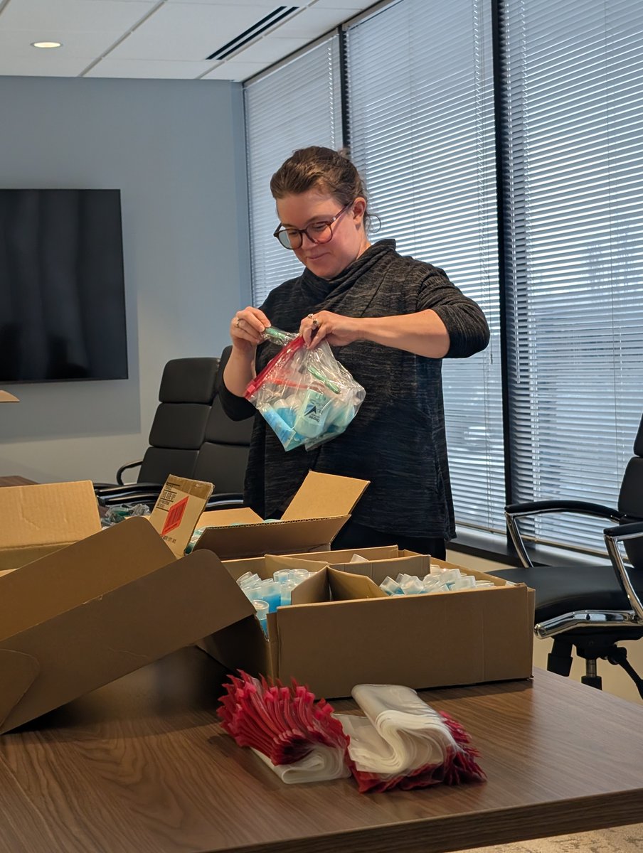 #MLKDay is the only federal holiday designated as a National Day of Service, inspiring community impact. To honor it, T&amp;M’s Columbus office assembled 100 hygiene bags to donate to <a href="/StarHouseCbus/">Star House Columbus</a>, Central Ohio’s drop-in center for youth ages 14–24 experiencing homelessness.
