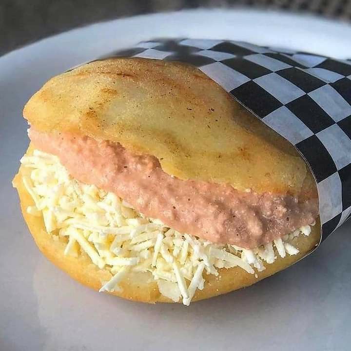 Buenas tardes quieres un mordisquito?