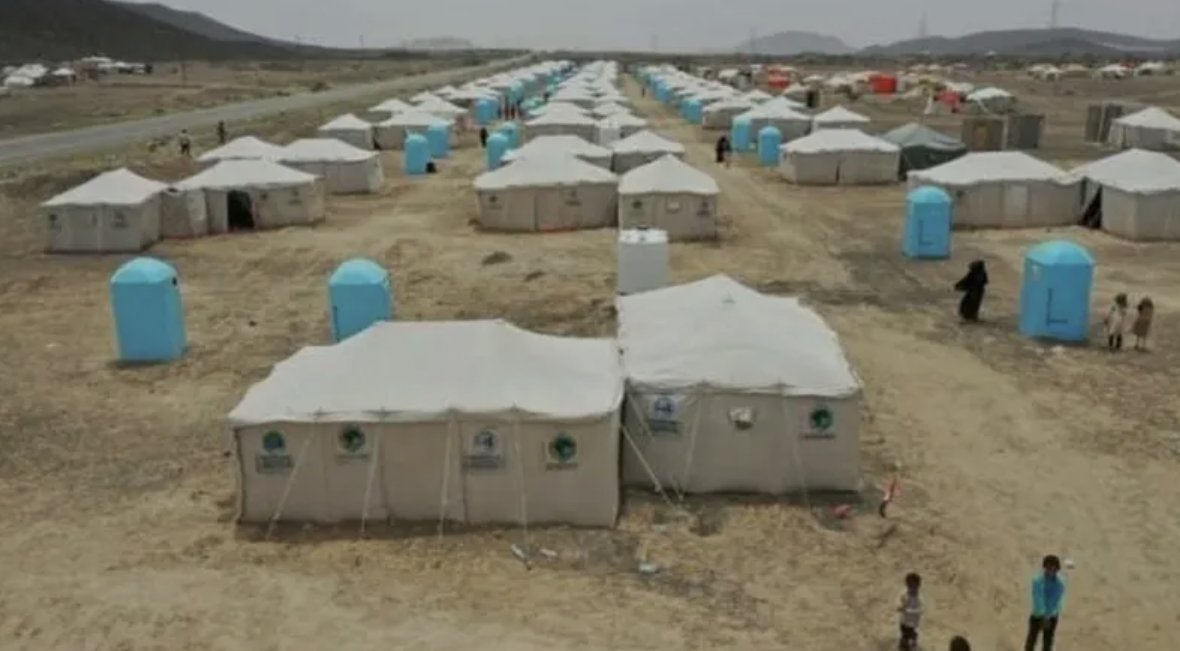 Severe Cold Wave Hits #Yemen, Displaced Families in Marib Struggle to Survive 

Marib — As winter reaches its peak, Yemen has been struck by a severe cold wave accompanied by strong winds, intensifying the hardships faced by displaced families living in makeshift camps around
