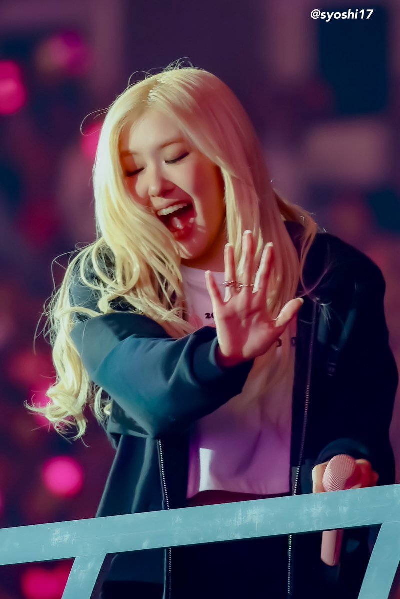 rosespics's tweet image. 🥹