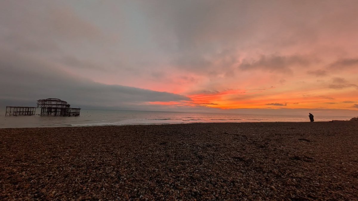 Melanie Bell tweet media