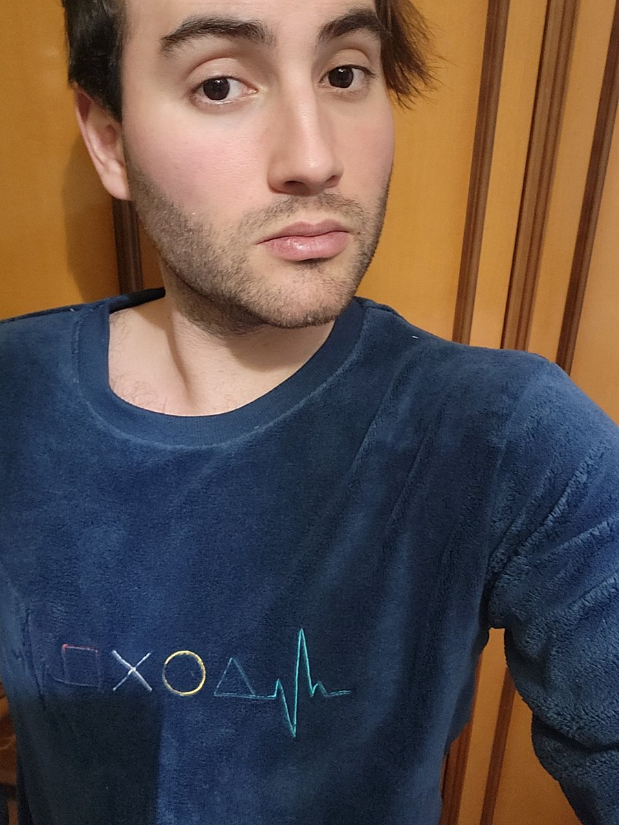 LarxiGamer tweet media