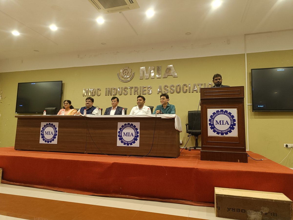 We had an incredible time connecting with the vibrant business community in Nagpur! 🚀

A huge thank you to everyone who joined us. The energy was electric, and the exchange of ideas was truly inspiring. #Recordent #Nagpur #NagpurMeetup #CreditManagement #BusinessGrowth