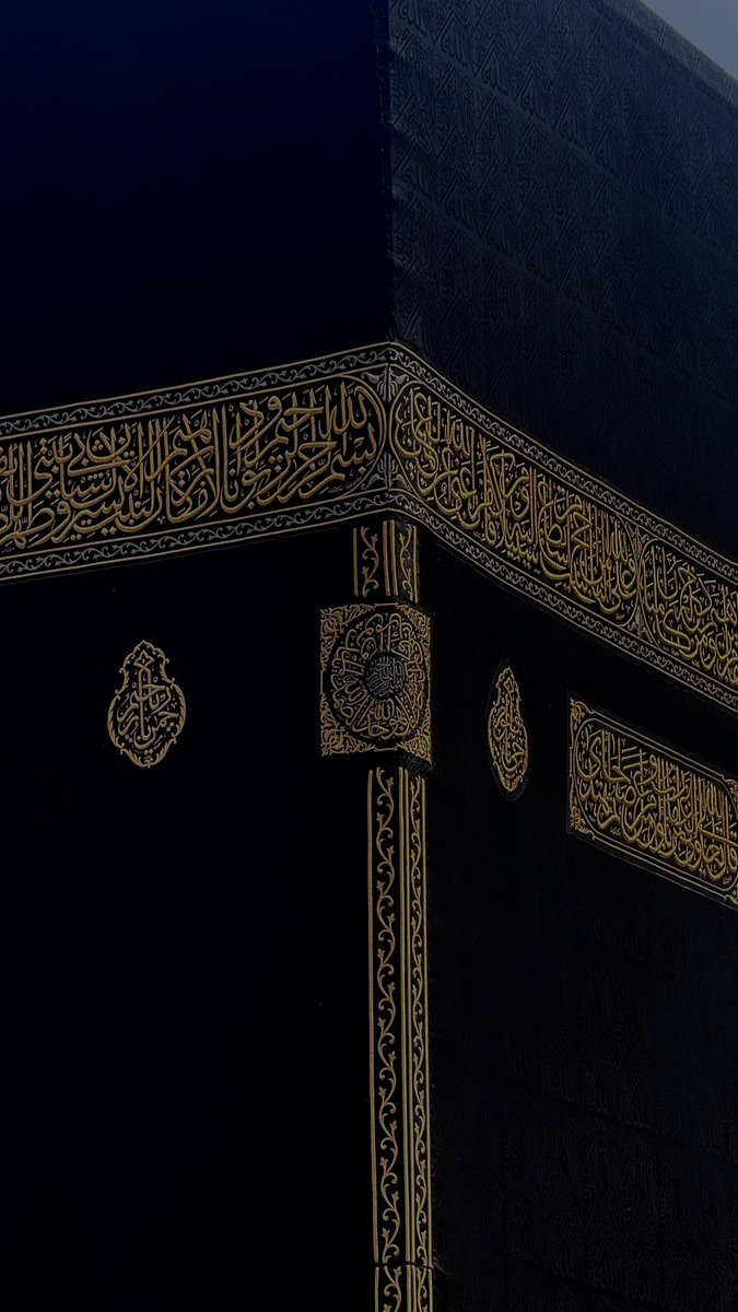 kurtyeliiz's tweet photo. Hayatımın en güzel bölümünü tekrar yaşamayı nasip ettiğin için şükürler olsun Rabbim ❤️🥹🕋 https://t.co/2aj5Ldt79G