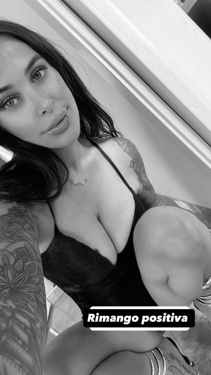 VANESSA LAY tweet media
