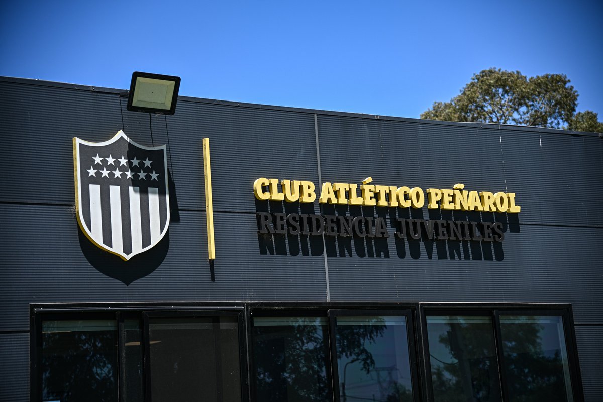 🚢 ¡De City Bell a Montevideo! Los pibes de Cuarta División ya están en destino 📍🇺🇾