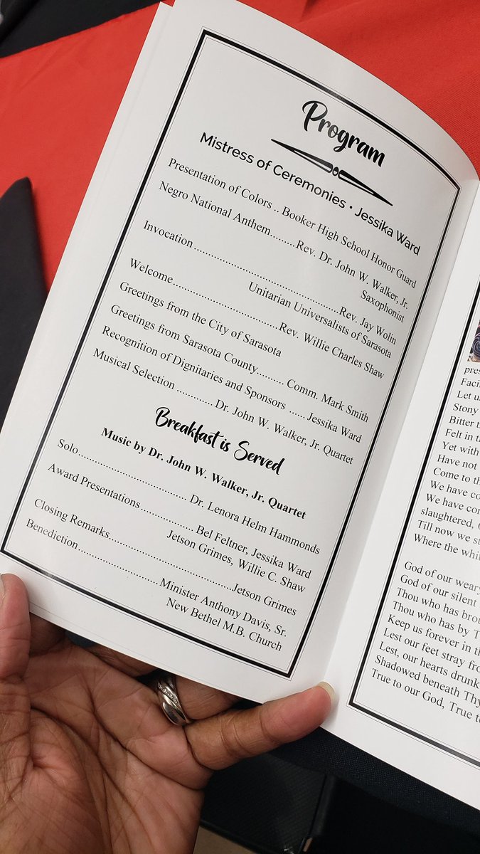 iam_AD2's tweet photo. I'm humbled and honored to have had the opportunity to be a part of the 45th Annual MLK Breakfast in Sarasota, FL.! 🙏🏽  "Dr. King had a dream. By God’s grace, I’m standing in it, and I’m determined to help others rise and soar within it." 🎤 #MLK #MartinLutherKingJr #MLKDay https://t.co/PUHTqvT8LR