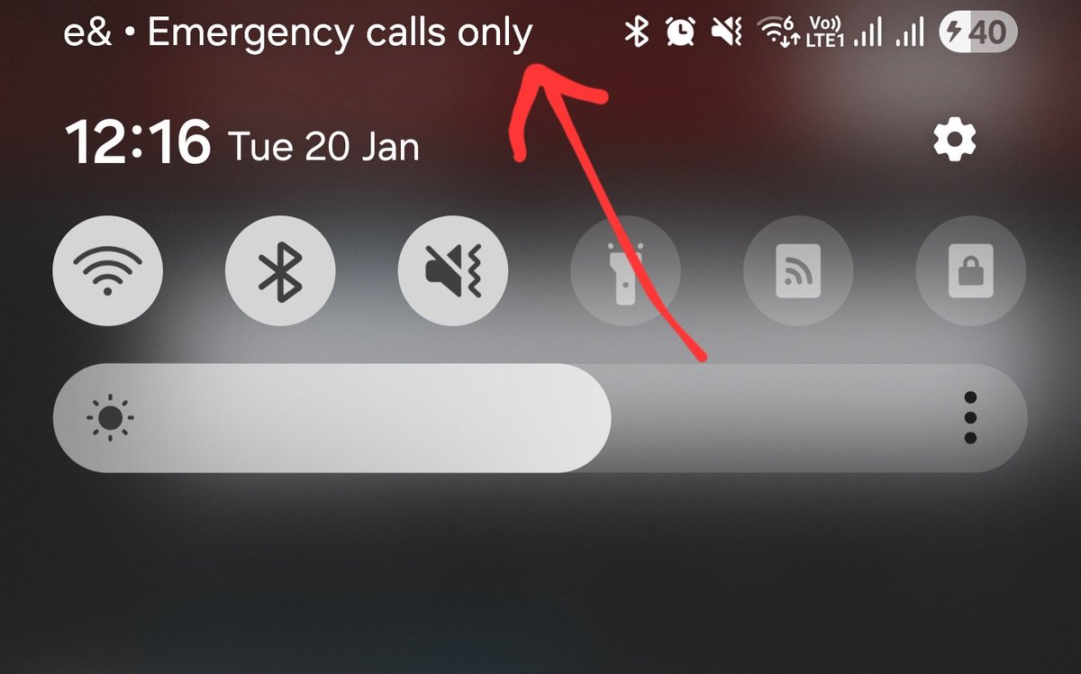 iammayjas's tweet photo. @dutweets My roaming Airtel sim from India suddenly not working since today afternoon . https://t.co/vofRp36svm