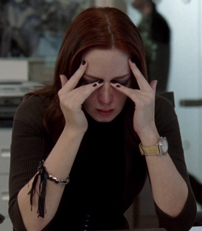 stealthelook's tweet image. "eu me recuso a ficar doente. vou usar um Valentino, pelo amor de deus."