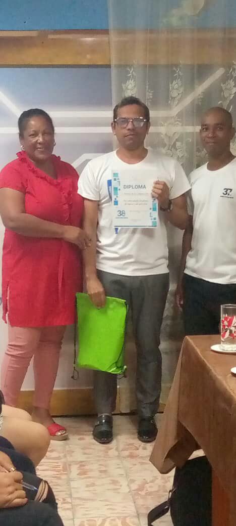 Se reconoce el trabajo de trabajadores destacados, esos que hacen posible el desarrollo de hermoso trabajo en las comunidades