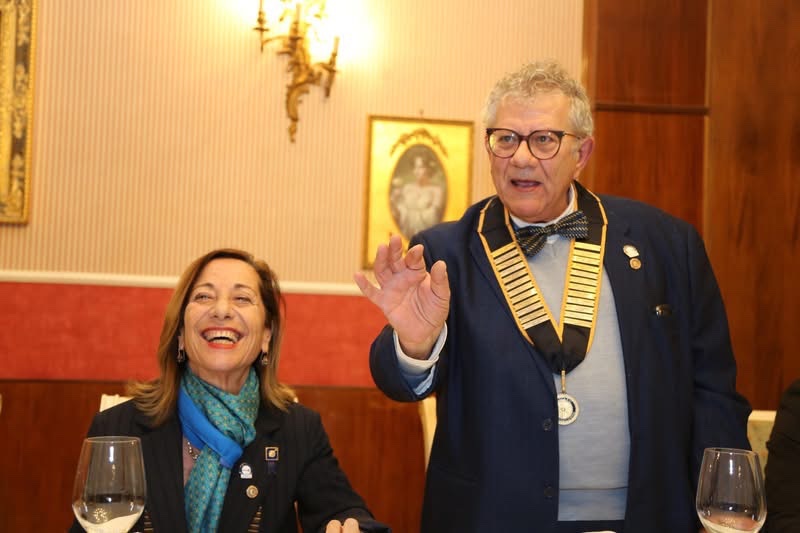 ✨ Il Governatore del Distretto 2080, Adriana Muscas ha svolto la visita ufficiale al Rotary Club Albano Laziale Alba Longa, presieduto da Gino Benedetti.
#RotaryAlbanoLaziale #Distretto2080 #AdrianaMuscas #GinoBenedetti #UnitiPerFareDelBene #AnnoDelNoi