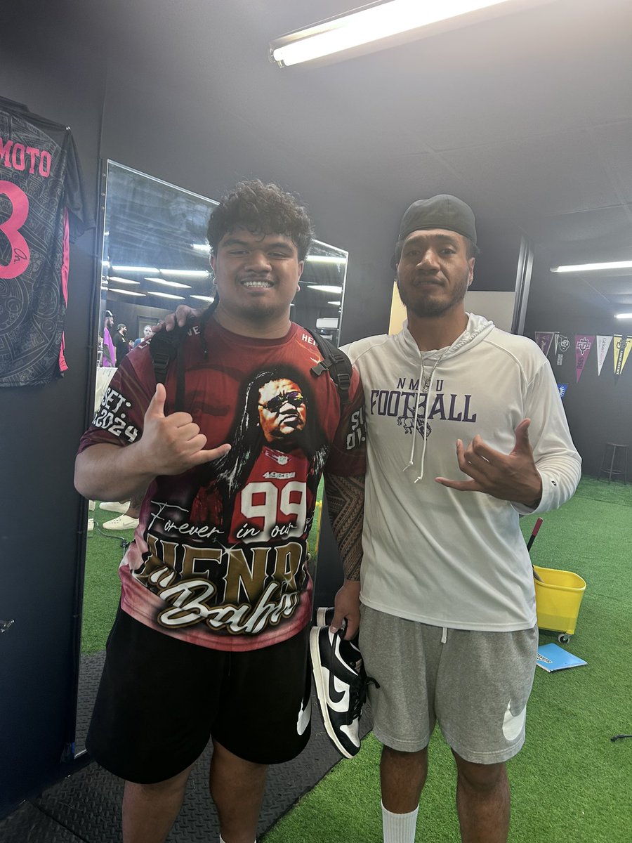 ChiefRayzeke1's tweet photo. Vi’ia Le Atua!
Blessed and humbled to receive an offer from New Mexico Highlands University. Thank you Coach Taufa’usau &amp; Coach Baker! To God be all the glory! #4PapaFia

@CoachTaufaasau @CoachBakerP @BrandonHuffman @manuma06_ @NesianLegacy https://t.co/uKULOsHhsw