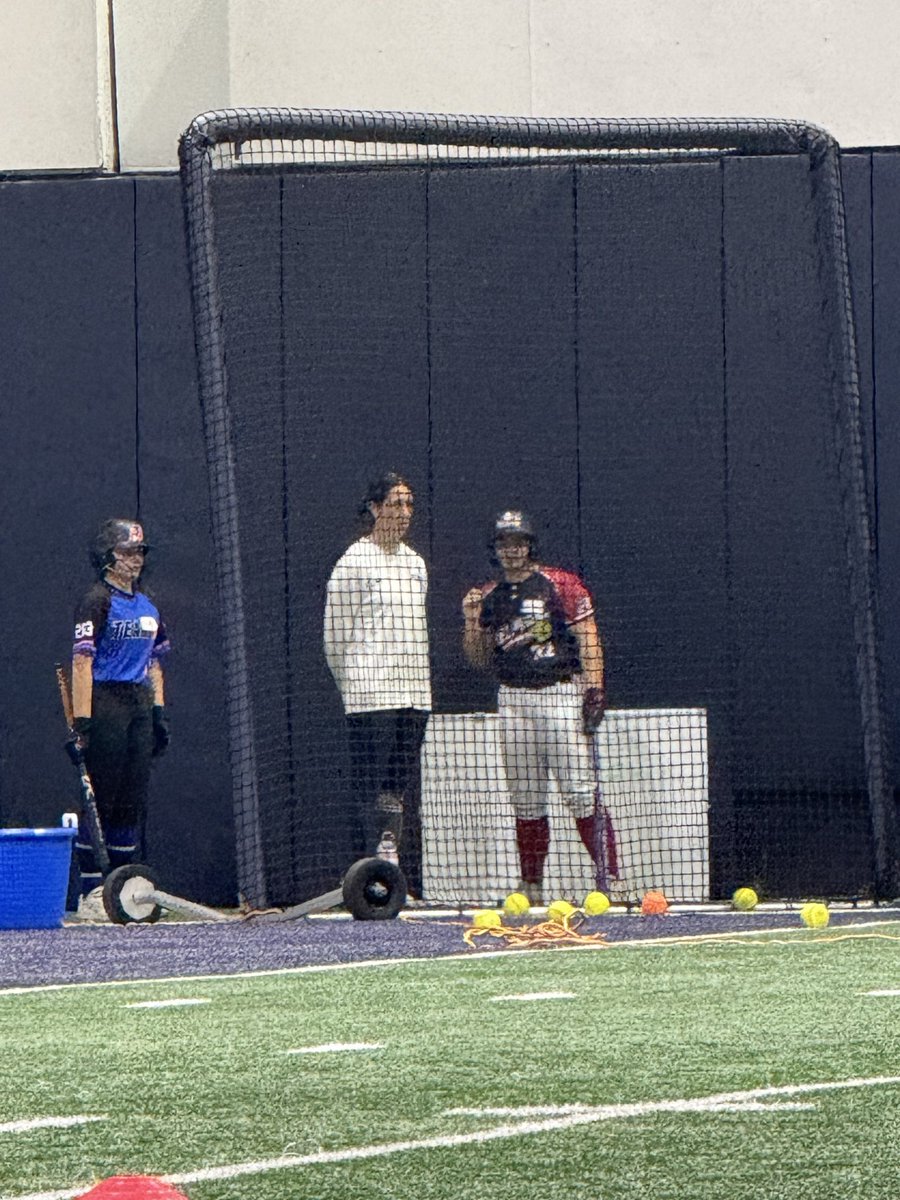NatalieCarson29's tweet photo. Had a great time @UConnSoftball cap this weekend!
Learn so many great things from an awesome coaching staff, can’t wait to go again!
@CoachVUCONN https://t.co/SnAqTub9vk