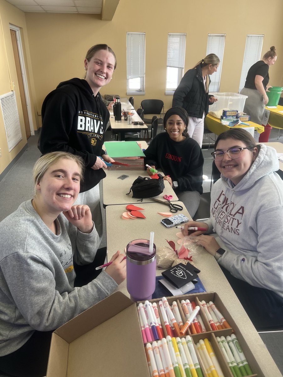 OUBravesWBB's tweet photo. MLK Day of Service 🌟 https://t.co/cfwcjO3AHG