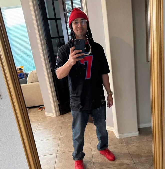 Worst QBs by Off-Target Throw Rate
+ <a href="/FantasyPtsData/">Fantasy Points Data</a> 

2025
1. Michael Penix (20.3%)
2. CJ Stroud (20.1%)
3. Cam Ward (19.4%)

2024
1. C.J. Stroud (21.1%)
2. Aaron Rodgehrs (19.9%)
3. Caleb Williams (19.6%)

2023
1. Bryce Young (19.9%)
2. C.J. Stroud (19.2%)
3. Josh Dobbs (18.9%)