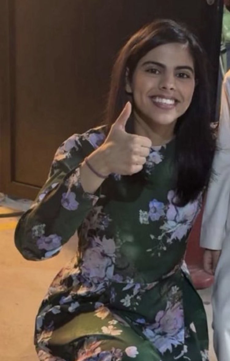 RT58T7's tweet image. نوووف وعطوى اجممممل شي صار اليوم 🙁💚🤎
مستوعبين ان ذي الشخصيتين نفس الشخص فرق السماء عن الأرض 😭