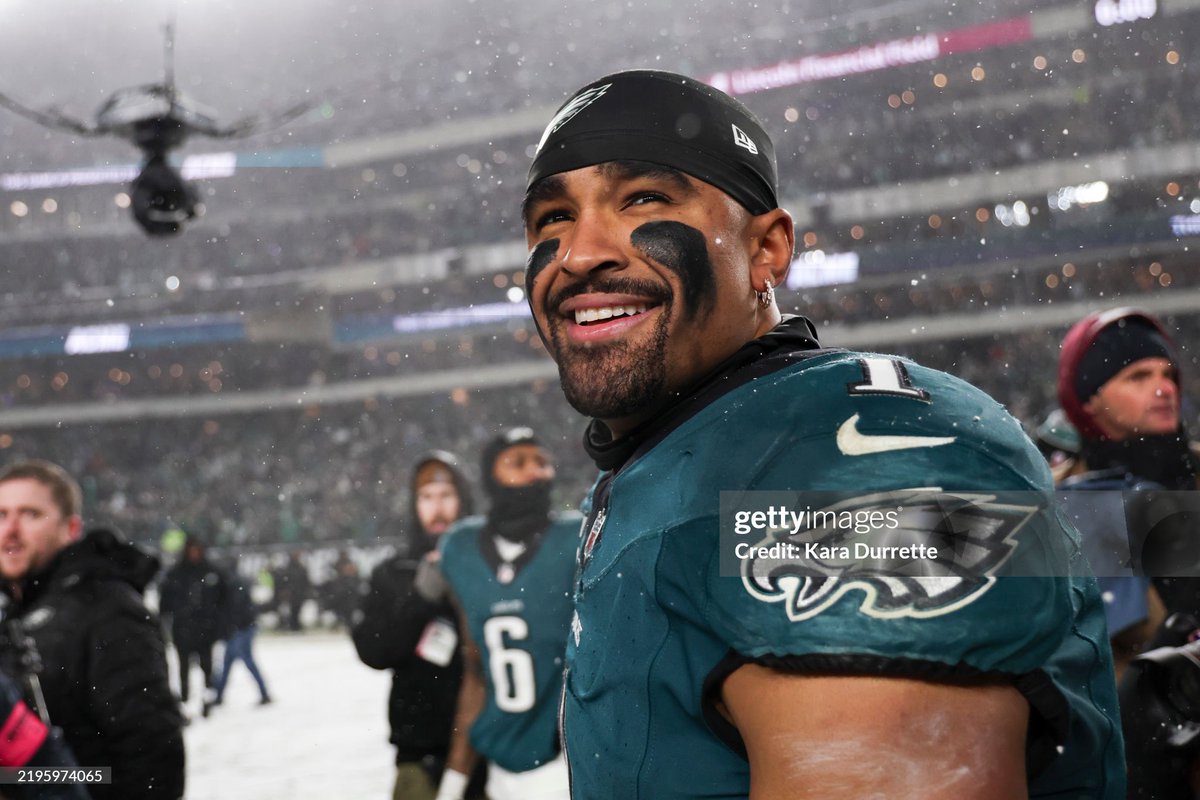 JakeRabadi's tweet image. Happy one year anniversary to Perc Jalen Hurts