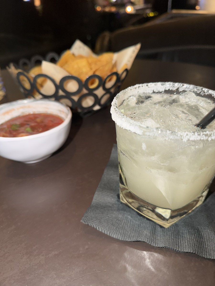 Birthday margaritas in Vegas!! 🎰🎉