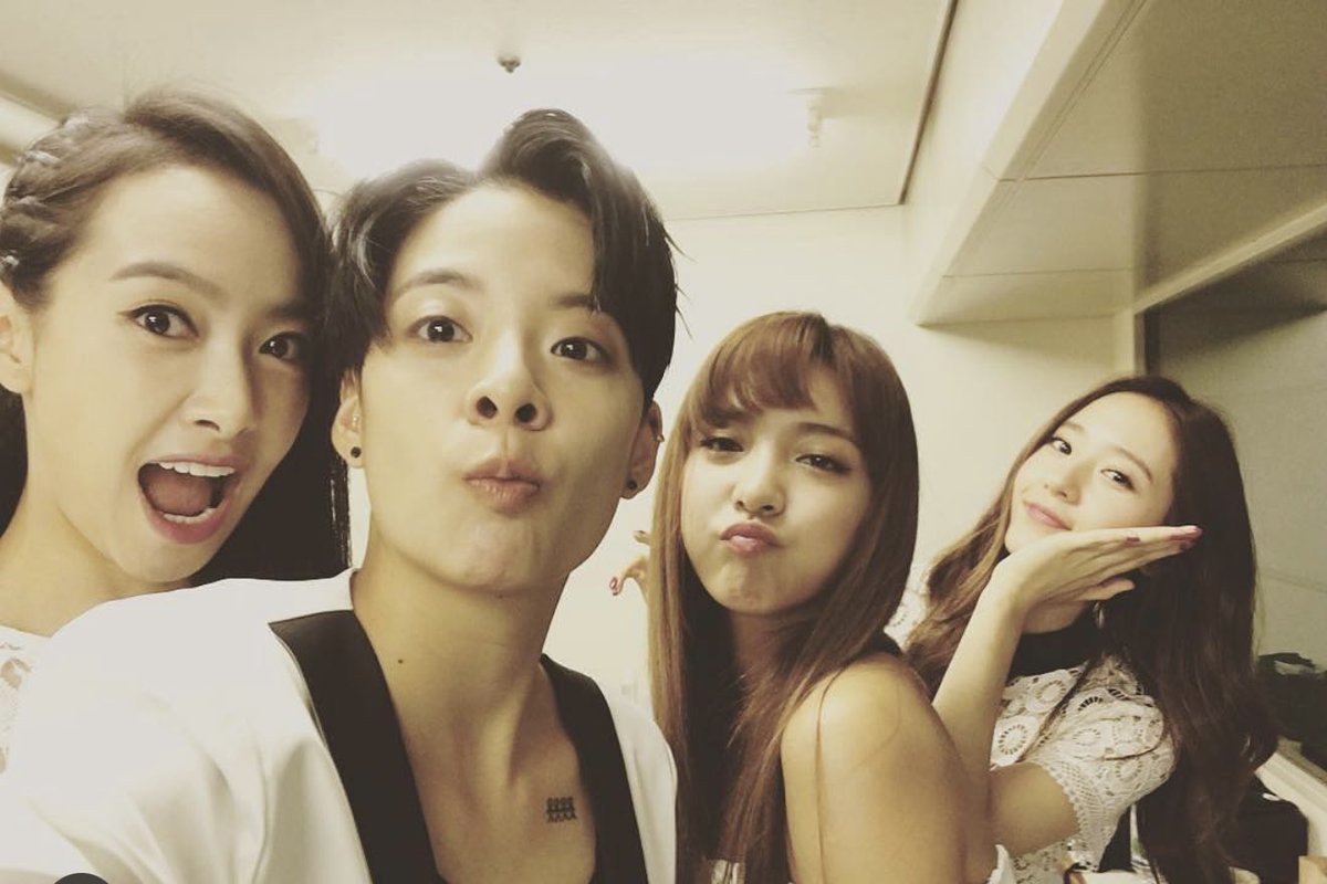 QIANLOOKS's tweet image. 2016 vicstagram &amp;lt;3