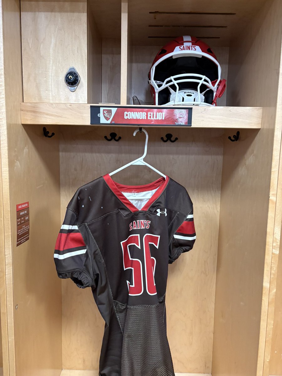 connorelliot56's tweet photo. Proud to announce I have received my second offer from @SLU_Football. Thank you @SLUCoachPuck @_coachlarson_ https://t.co/2LHQfmzDnq