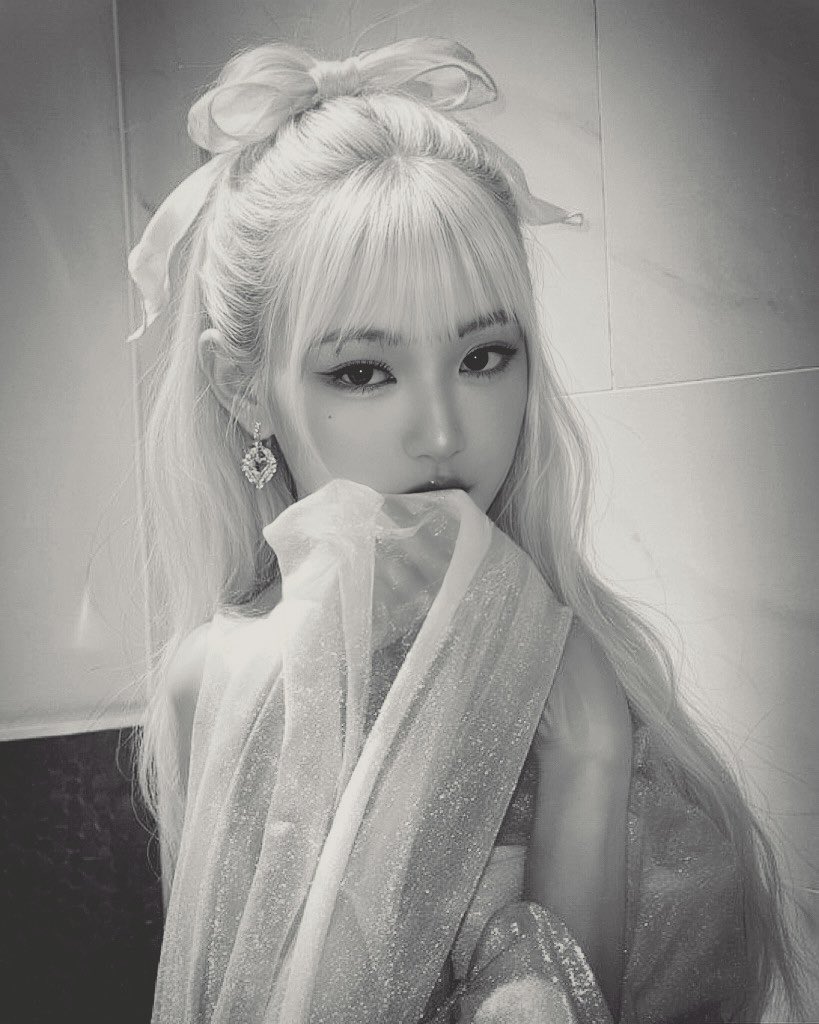 𝒞𝖺𝗅𝗅𝗂𝗈𝗉𝖾 𝒮. tweet media