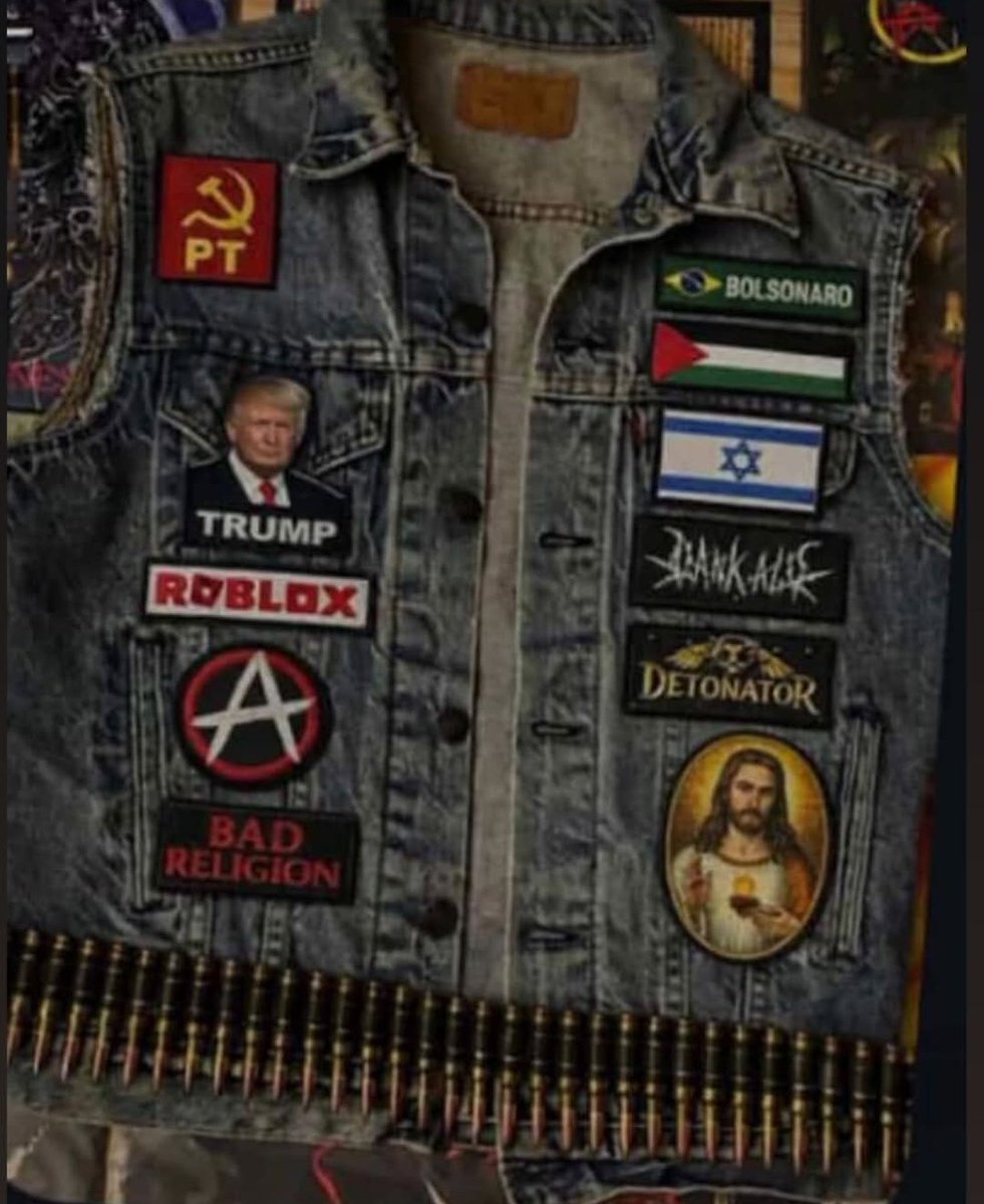 thundersteel747's tweet image. guys what do you think about my vest??🤔🤔🤔🤔🤔🤔🤔🤔