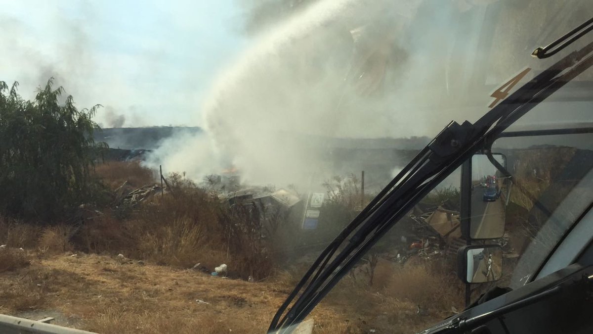 Ante las consultas sobre un posible apoyo a incendios forestales, se indica que <a href="/Senapred/">SENAPRED</a> o el <a href="/mindefchile/">Ministerio de Defensa Nacional</a> deben elevar la solicitud a la DGAC, para que nuestro Servicio SSEI (Bomberos de Aeropuerto) pueda apoyar a la comunidad. <a href="/BomberosdeChile/">Bomberos de Chile</a> <a href="/DGACChile/">DGAC Chile</a>