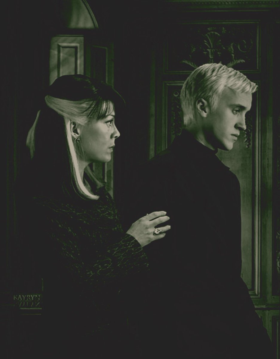 comensmalfoy's tweet image. ⠀ ⠀ ⠀

⠀⠀⠀LOOKING⠀FOR⠀:    NARCISA   MALFOY.⠀⠀⠀ ⠀⠀⠀

estou  a  procura  de  alguém  interessado  em  interpretar,  Narcisa  Malfoy,  mãe  de  Draco.  Ela  é  muito  importante  para  o  plot.  Caso  tenha  interesse,  comente  ou  chamem  na  DM.