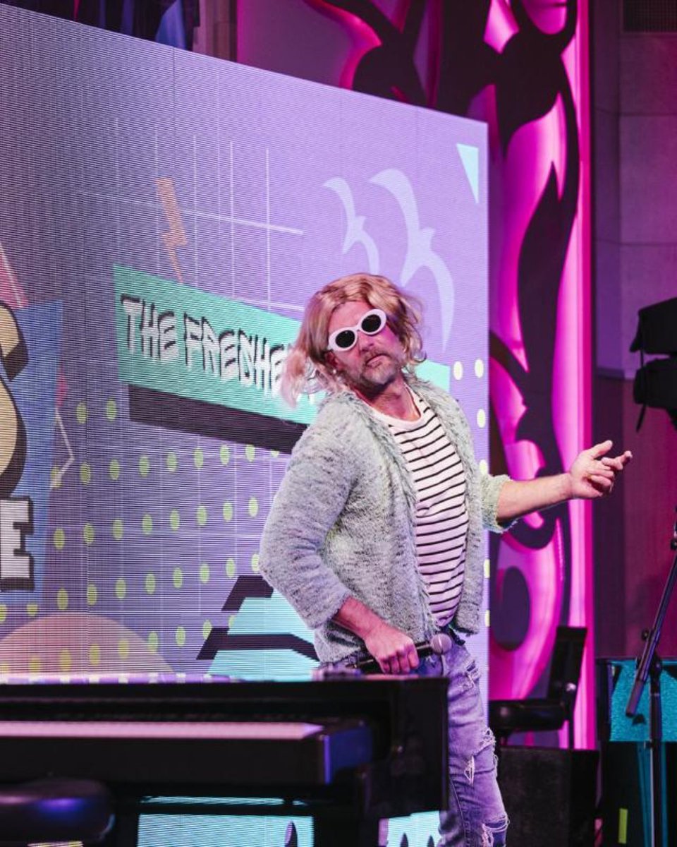 the90scruise tweet media